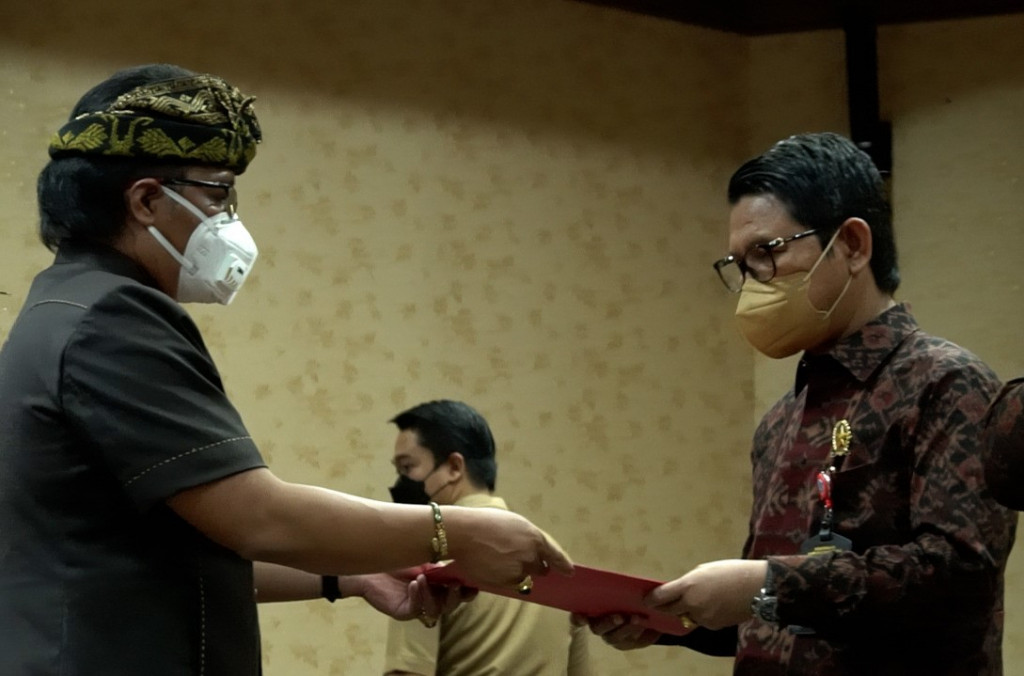 Bupati Kukuhkan Pengurus FKUB Badung Periode 2020-2025